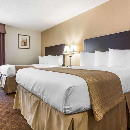 Quality Inn & Suites Coliseum Greensboro Ngoại thất bức ảnh